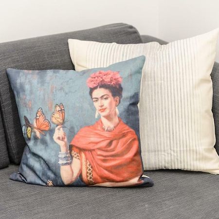 Charming Circo Price Apartment Мадрид Екстериор снимка